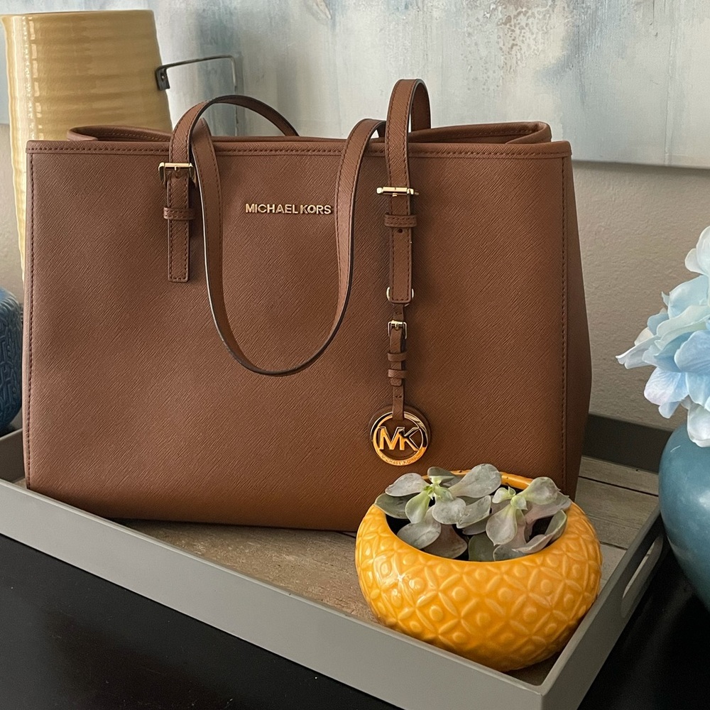Brown Micheal Kors Tote